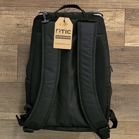 NWT Artic Cooler Backpack For Hiking Or Camping - Picture 2 of 4